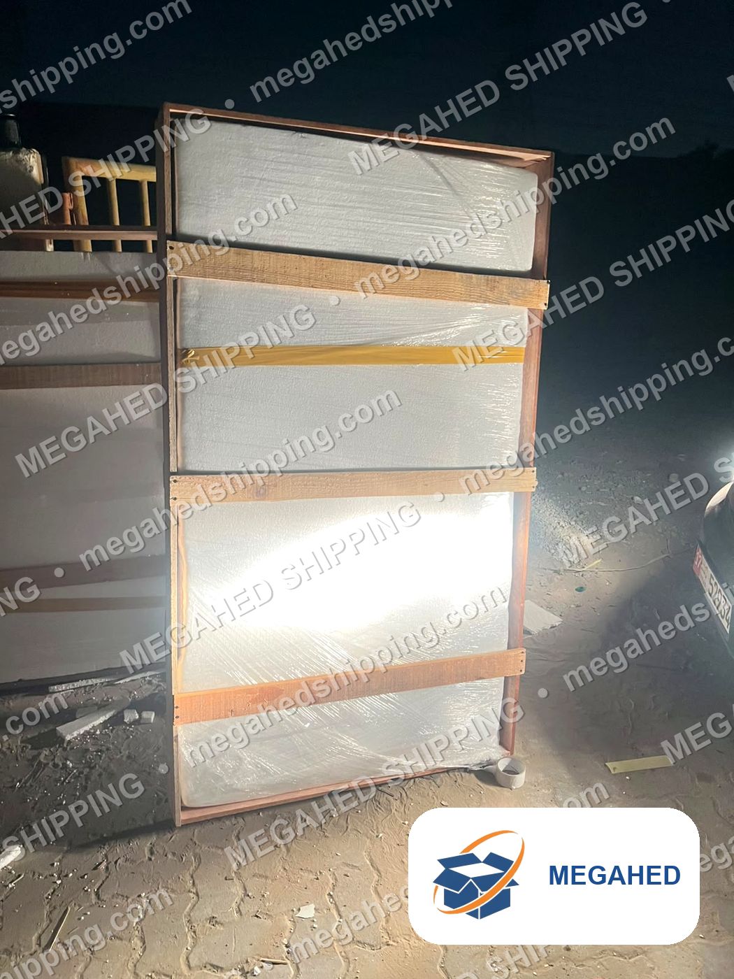 Wooden crate for fragile items